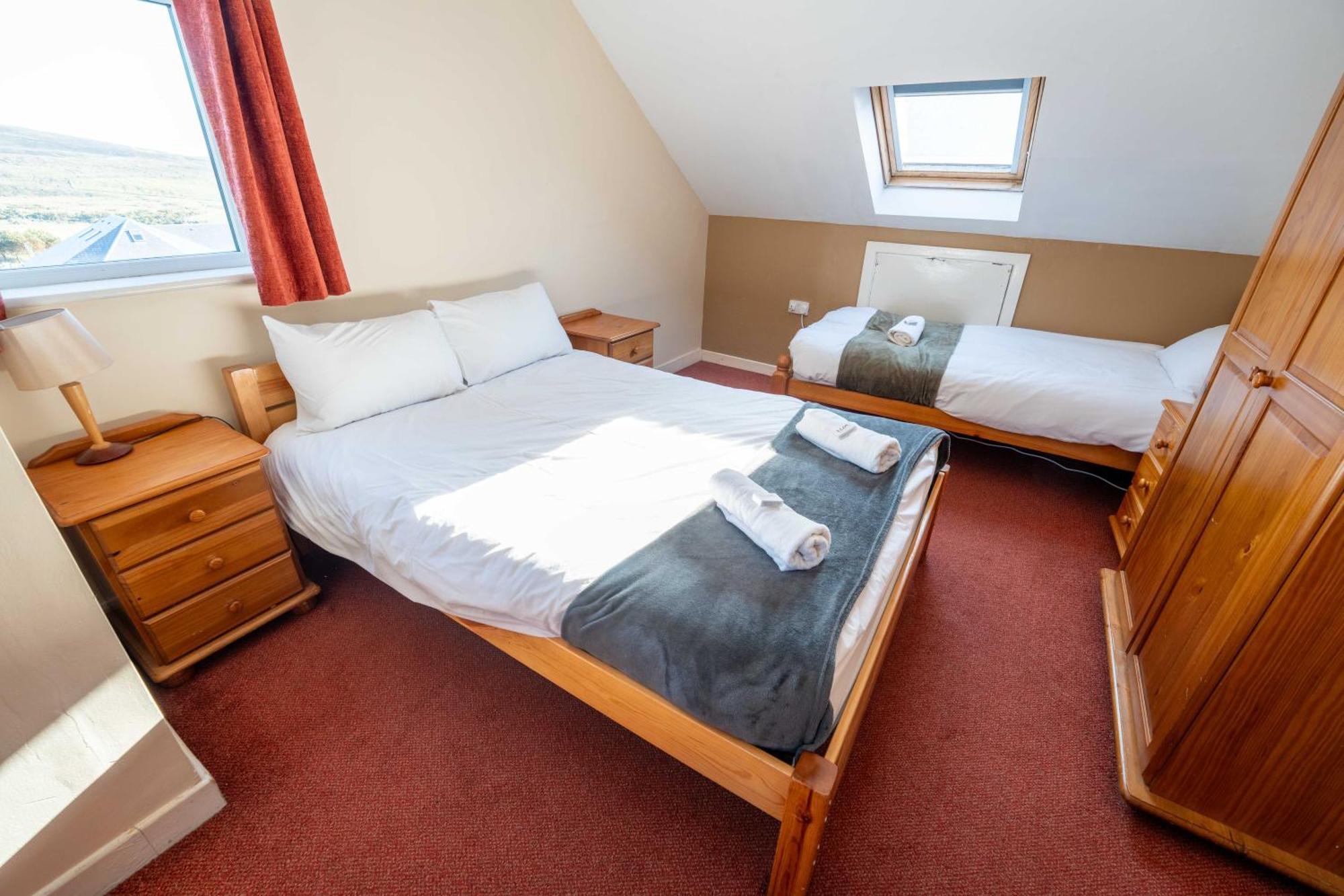 Aras Ghleann Cholm Cille Hotel Glencolumbkille Bagian luar foto